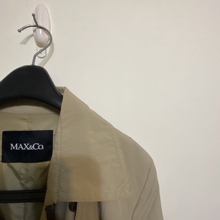 MAX&Co.裙式淑女風衣
