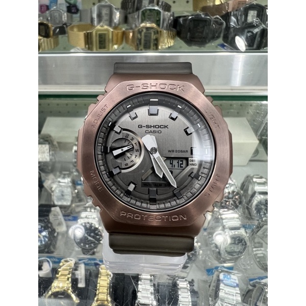 【金台鐘錶】CASIO卡西歐 G-SHOCK 超人氣的八角(神秘棕色x金屬) 農家橡樹 GM-2100MF-5A