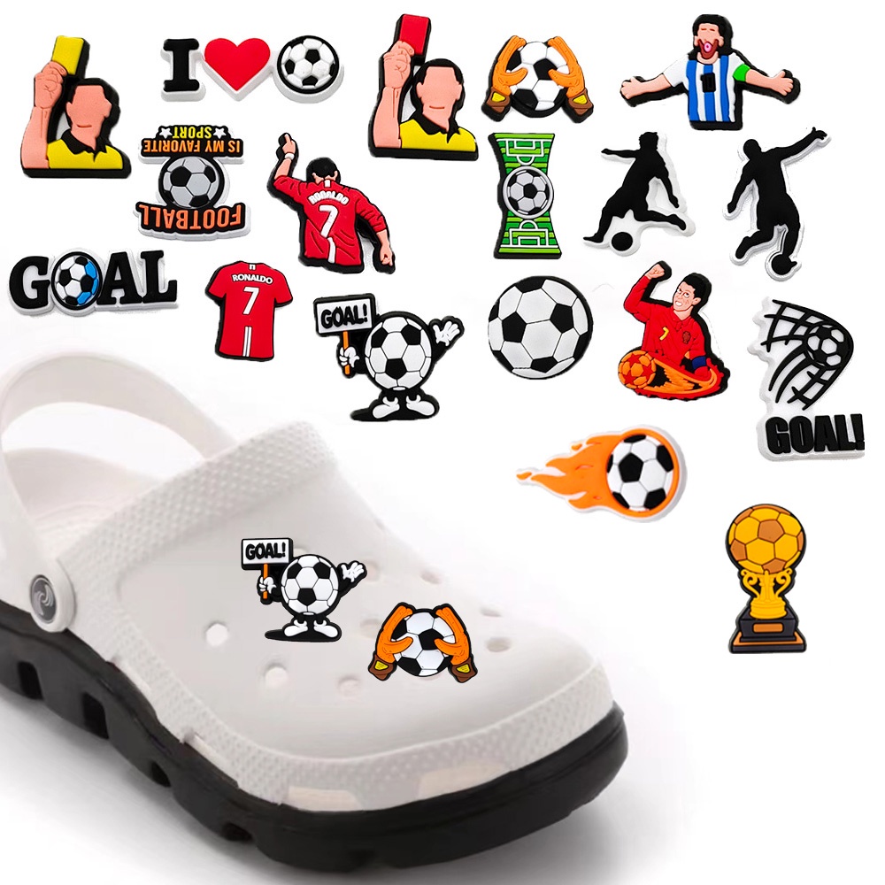 1 件crocs鞋飾可愛卡通足球系列鞋扣裝飾扣 洞洞鞋鞋配件兒童禮物卡洛馳配件