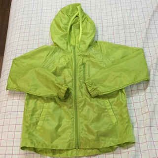 二手Uniqlo 輕薄可攜帶防風外套（130）
