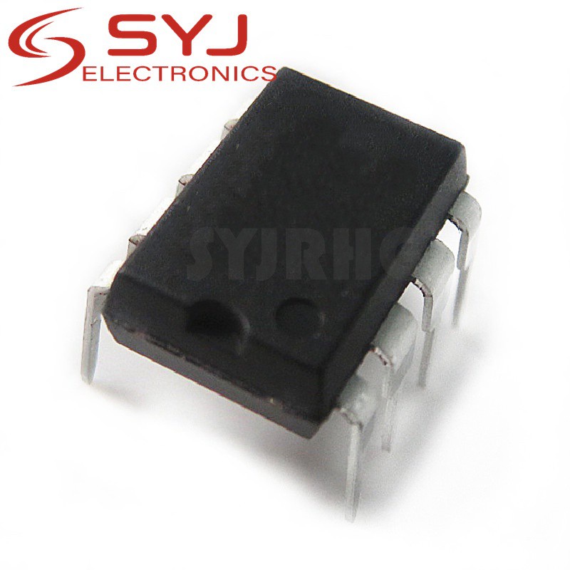 10pcs/lot 全新 NE555 NE555P NE555N 精密定時器 IC DIP-8