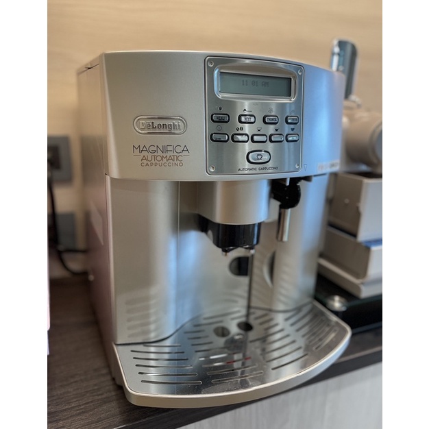 二手 義大利原裝迪朗奇全自動咖啡機ESAM3500
