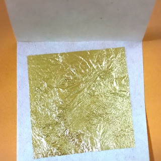 綠瓶子-金箔10入(純度98%)(限做皂,保養品原料使用,不可食用喔!)