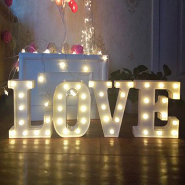 LED創意字母燈 LOVE