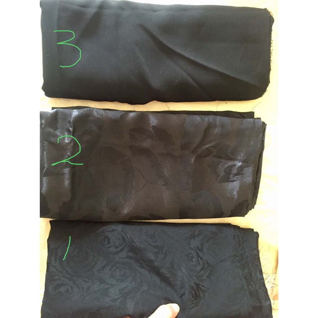 日本浮花柔軟黑布料118cm寬x160cm長 5 5呎 裁縫洋裝褲裝裙裝手工藝拼布勞作沙發套椅墊 蝦皮購物