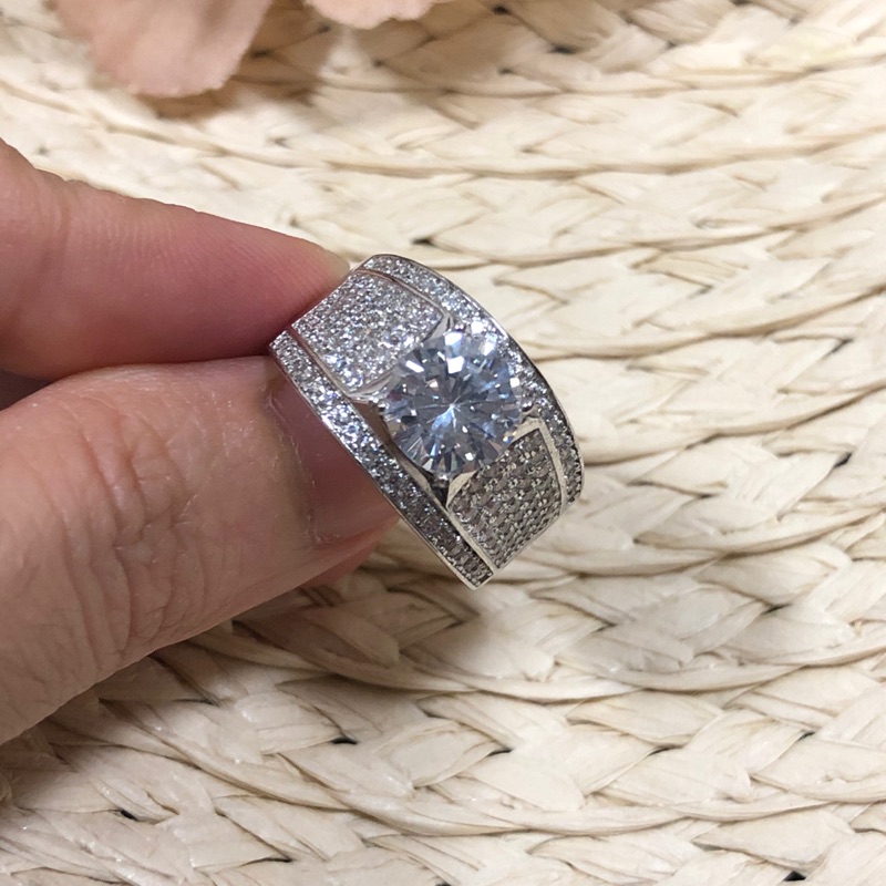 ［Kim Cương Moissanite] 莫桑石_摩星鑽 1.5ct 克拉 男戒台 S925