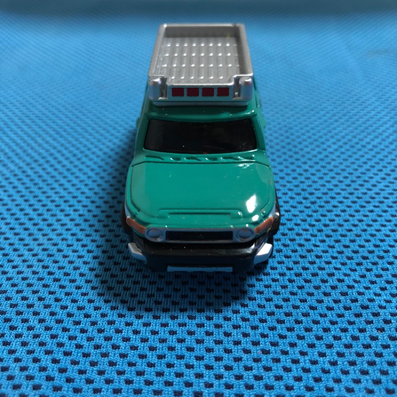 Tomica TOYOTA FJ CRUISER 警視廳（2011年）