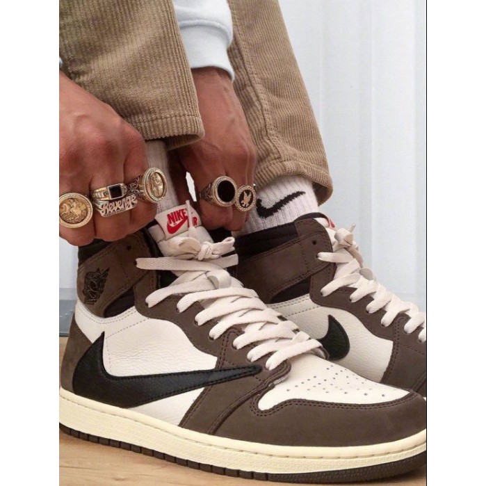 travis scott air jordan 1
