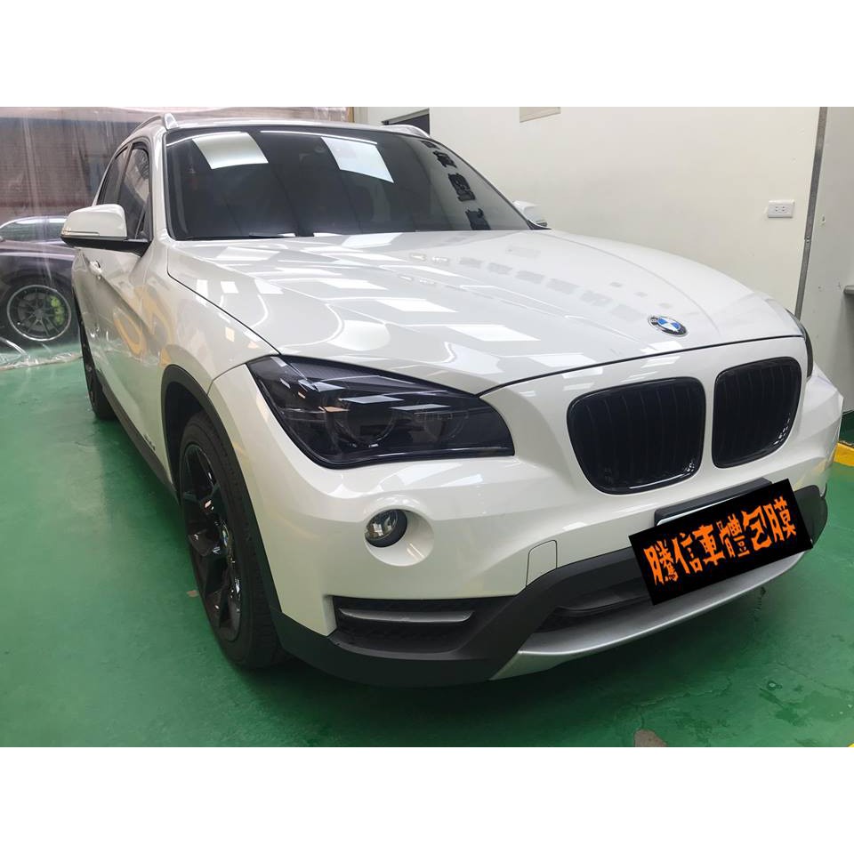 BMW X1大燈美國頂級STEK TPU深燻黑犀牛皮自動修復燈膜保護膜包膜