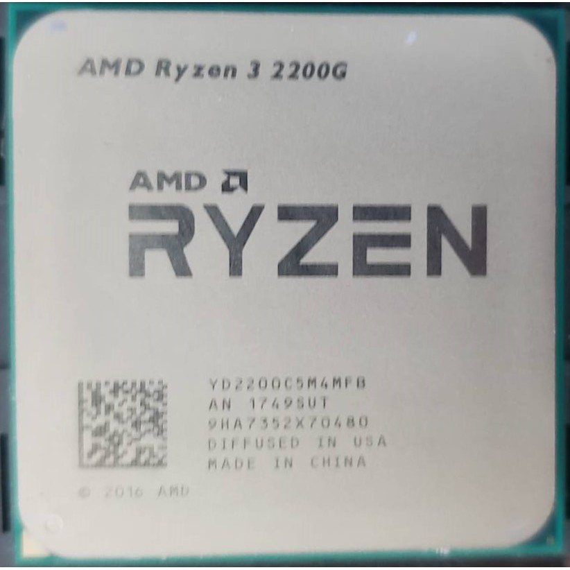 AMD RYZEN R3 2200G