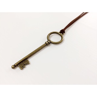 🎥 復古麂皮繩古銅長鑰匙項鍊