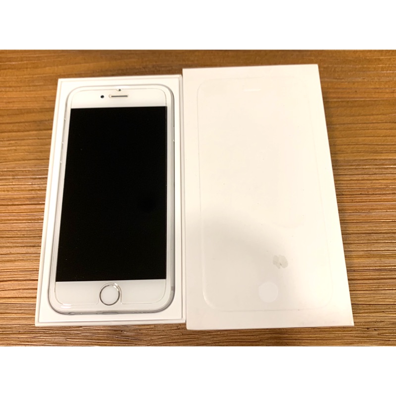二手）iphone6 64G 銀色，9成新，附原廠充電組