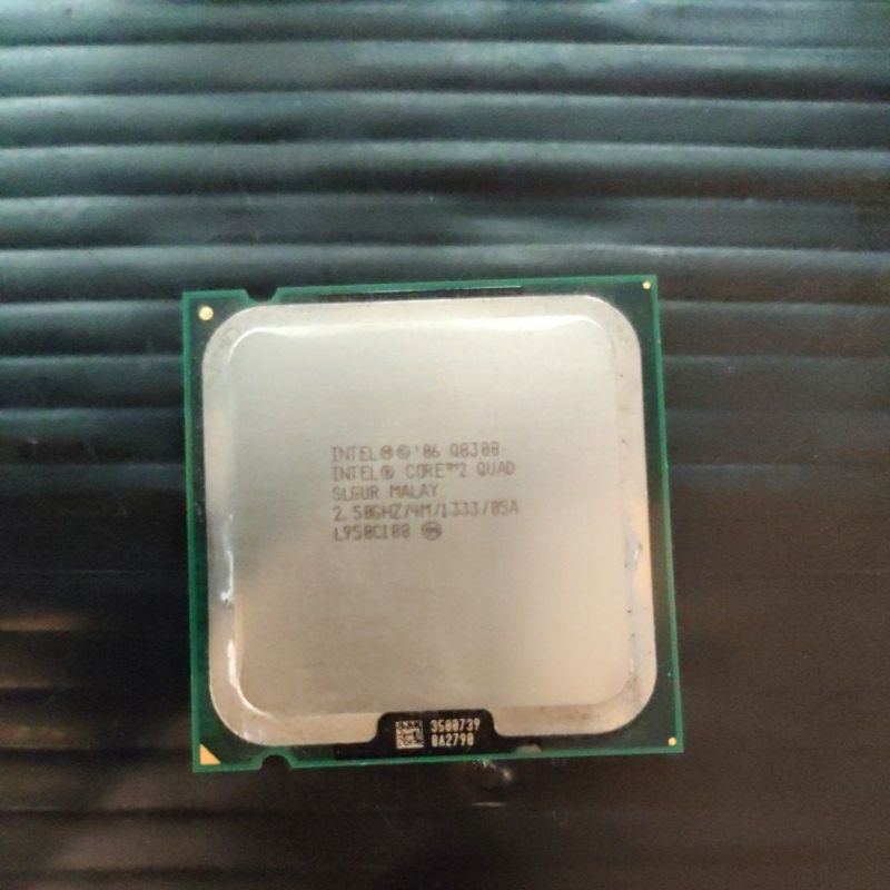 ［電腦］四核處理器 CPU 775 Intel Core 2 Quad Q8300 SLGUR 2.5GHz 4C