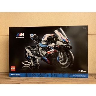 <BrickTek> LEGO 42130 BMW M 1000RR