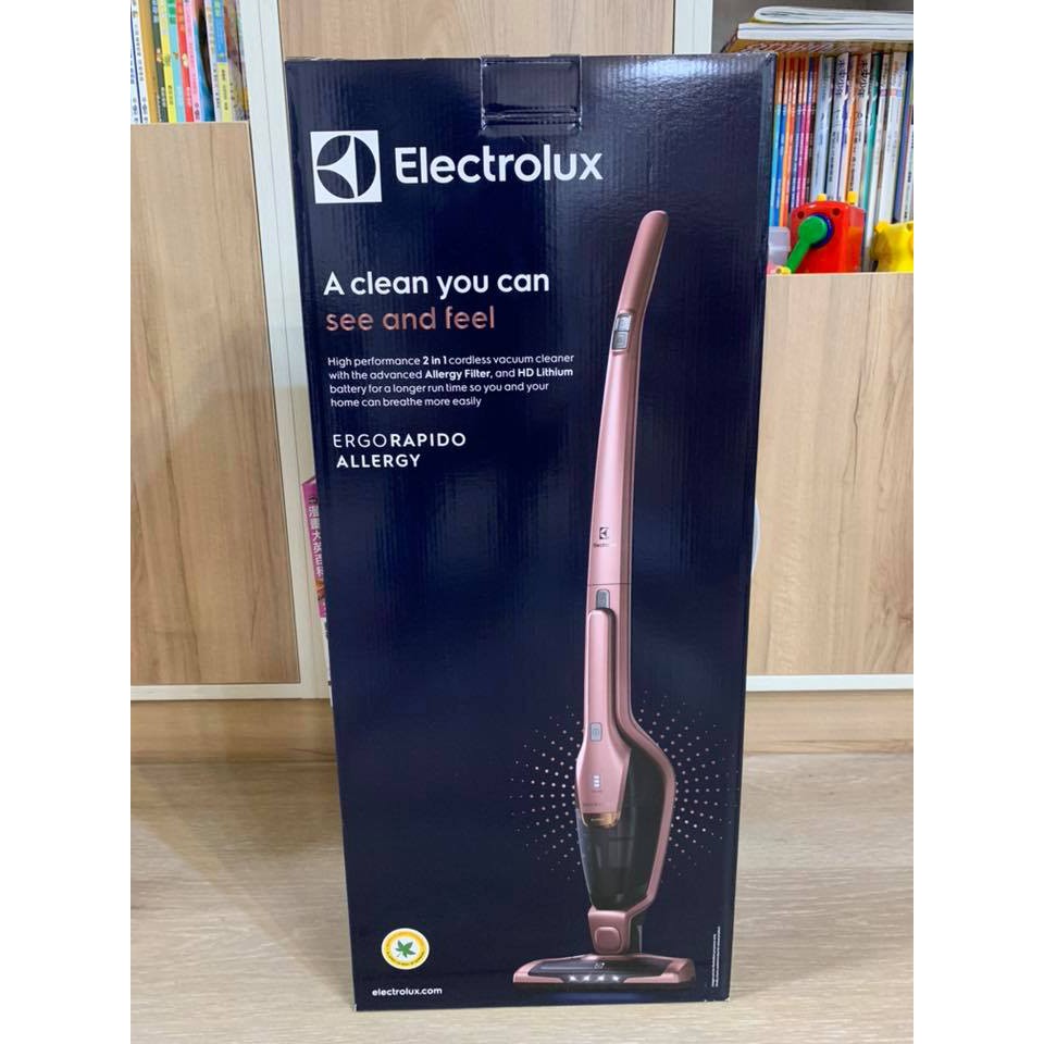 【Electrolux 伊萊克斯】超級完美管家吸塵器-HEPA進化版(夢幻小粉ZB3314AK)