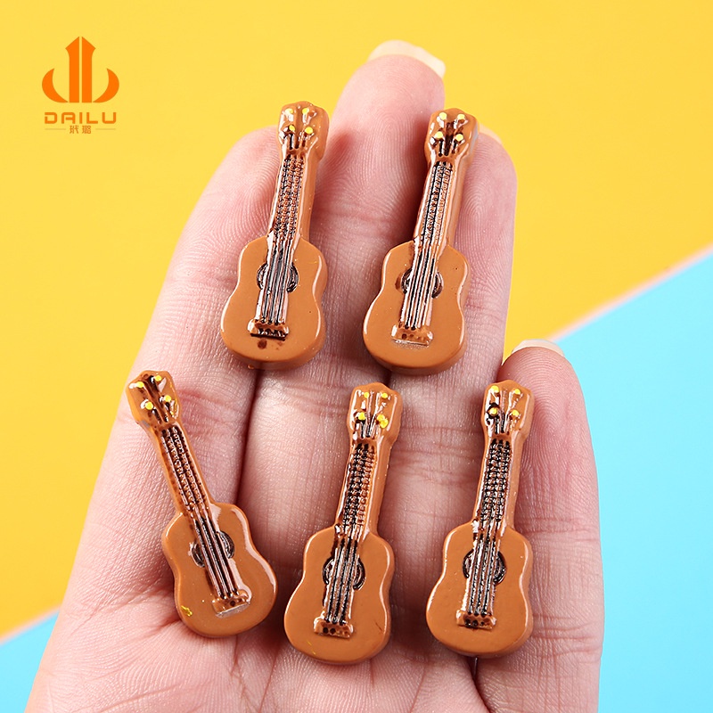 S(台灣出貨D12)創意娃娃屋玩具配件 樹脂模擬吉他 小提琴diy飾品滴膠手機殼配件