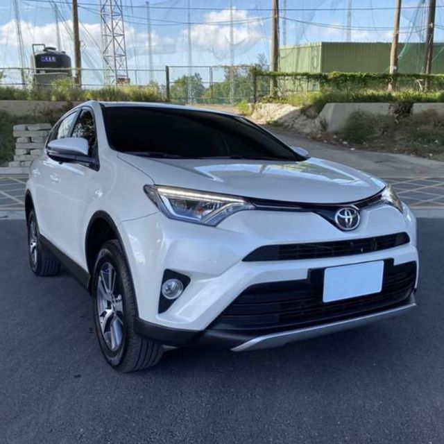 我要買白色rav4 4 5代2 0 歡迎自售的來談 蝦皮購物