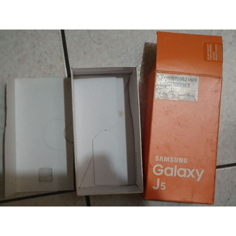 三星sasun Galaxy J5 手機空盒