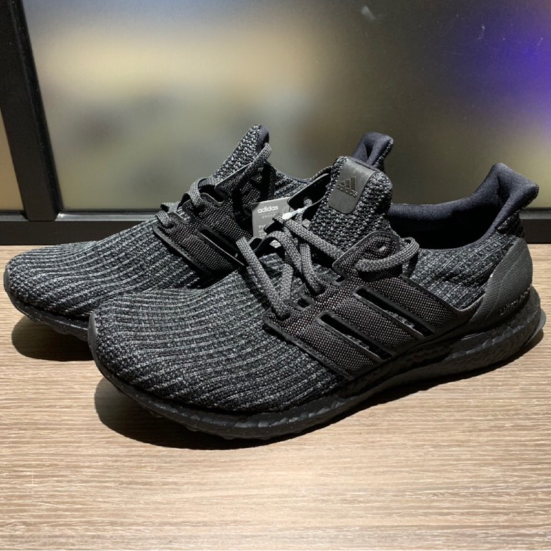 (Sold)全新ultra boost 4.0 全黑 US10.5