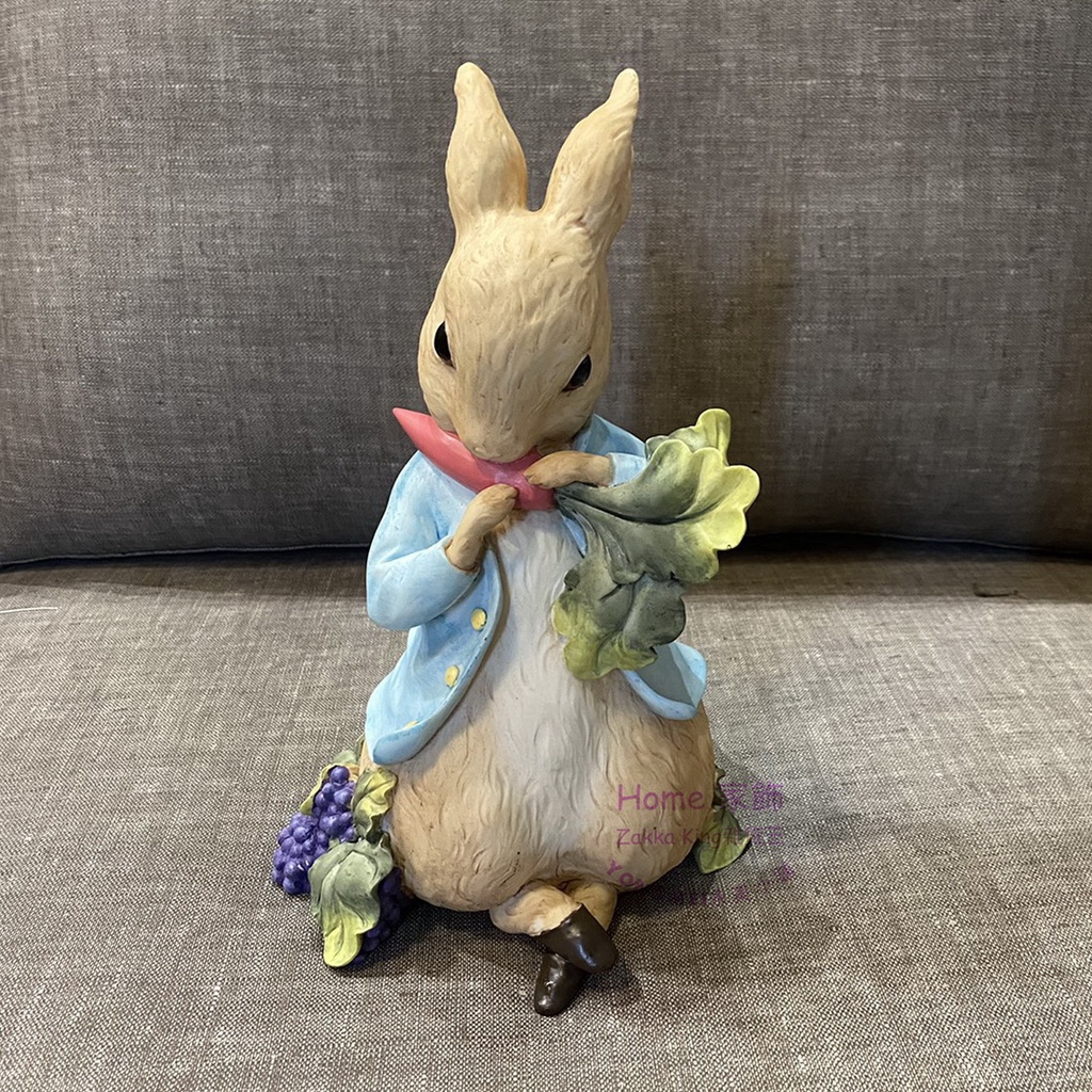 [HOME] 彼得兔 比得兔藍莓存錢筒裝飾品 PETER RABBIT 吃蘿蔔撲滿擺飾 存錢桶擺件 正版授權