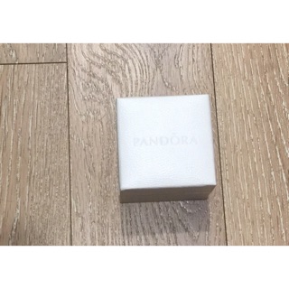 潘朵拉PANDORA 小盒 吊飾盒