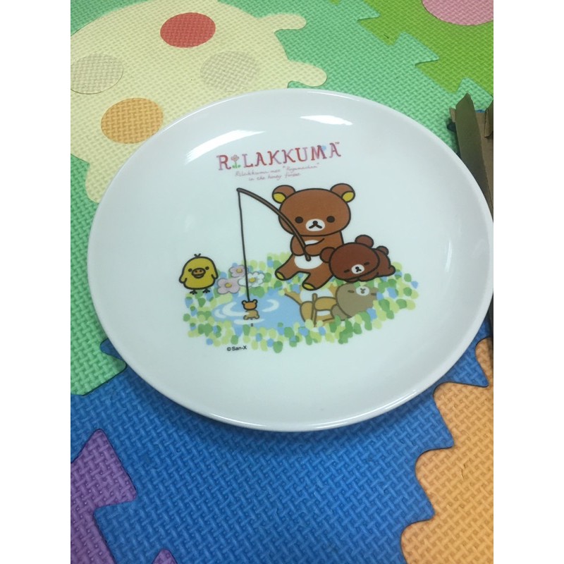拉拉熊微風午憩8吋陶瓷盤，一個69元。