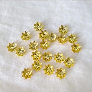 【現貨】8mm金色雕花花托隔珠(25個)/手作DIY五金配件/鍍金銀/耳環/髮簪串珠DIY配件