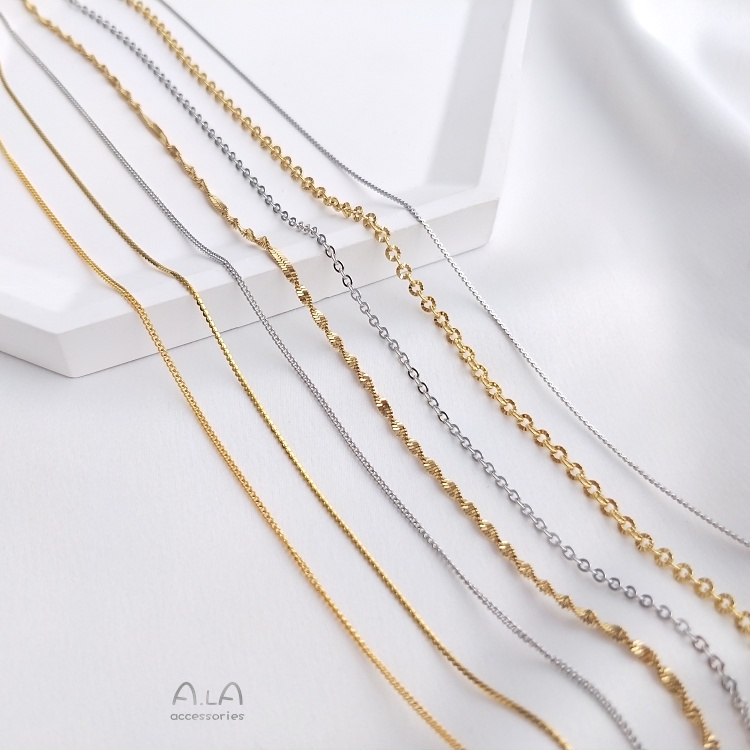 Ala0108-(銅制品）-鈦鋼極細鎖骨鏈O字鏈側身鏈S鏈時尚輕奢真空鍍18K金項鏈女細頸鏈