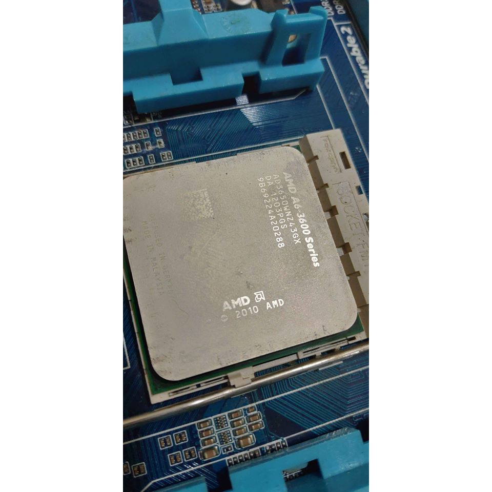 AMD A6-3600Series +風扇+ GA-A75M-D2H(網孔故障)+D-Link DGE-528T(彭預定