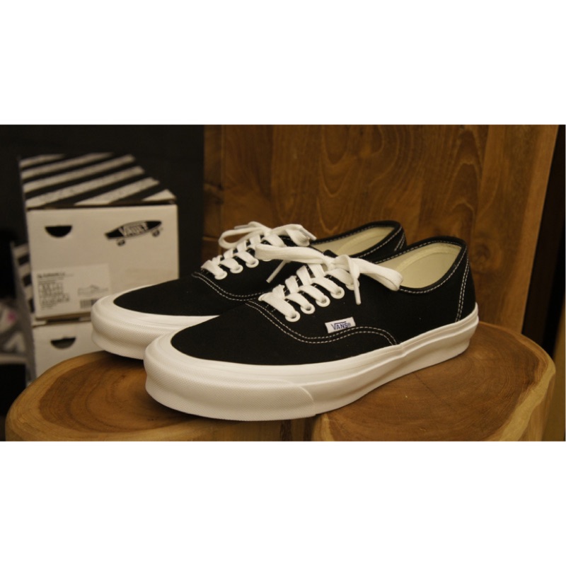 vans vault og authentic lx black