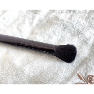 美國 ELF Flawless Concealer Brush 無瑕遮瑕刷