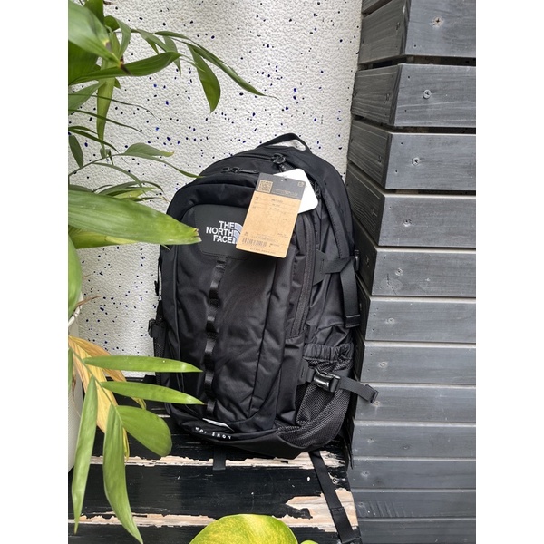 Flom 台南實體店日版the North Face Hot Shot Cl 26l 筆電後背包多收納夾層 蝦皮購物
