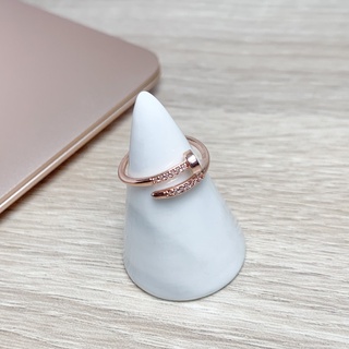 氣質鑲鑽釘子造型戒指