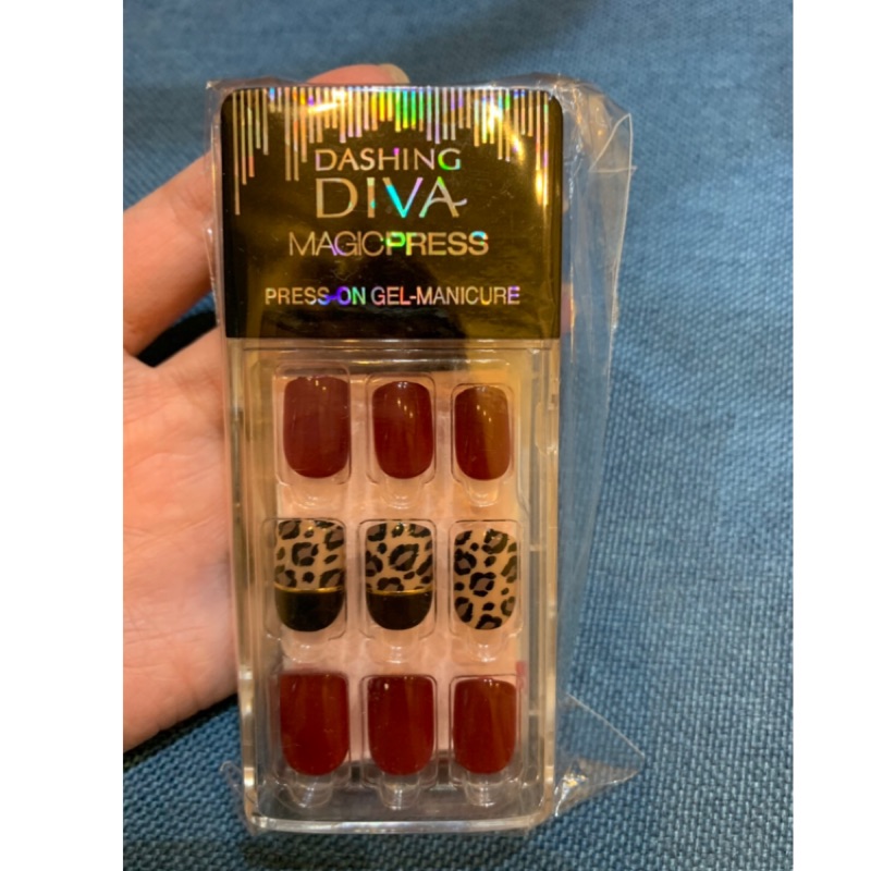 全新韓國Dashing Diva 光療 彩繪 美甲 指甲貼片 紅色豹紋款