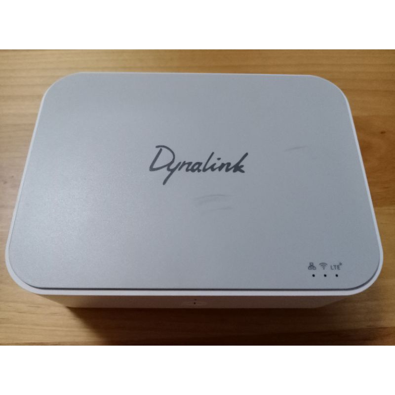 Dynalink RTL6100W 4G/LTE 4CA 路由器