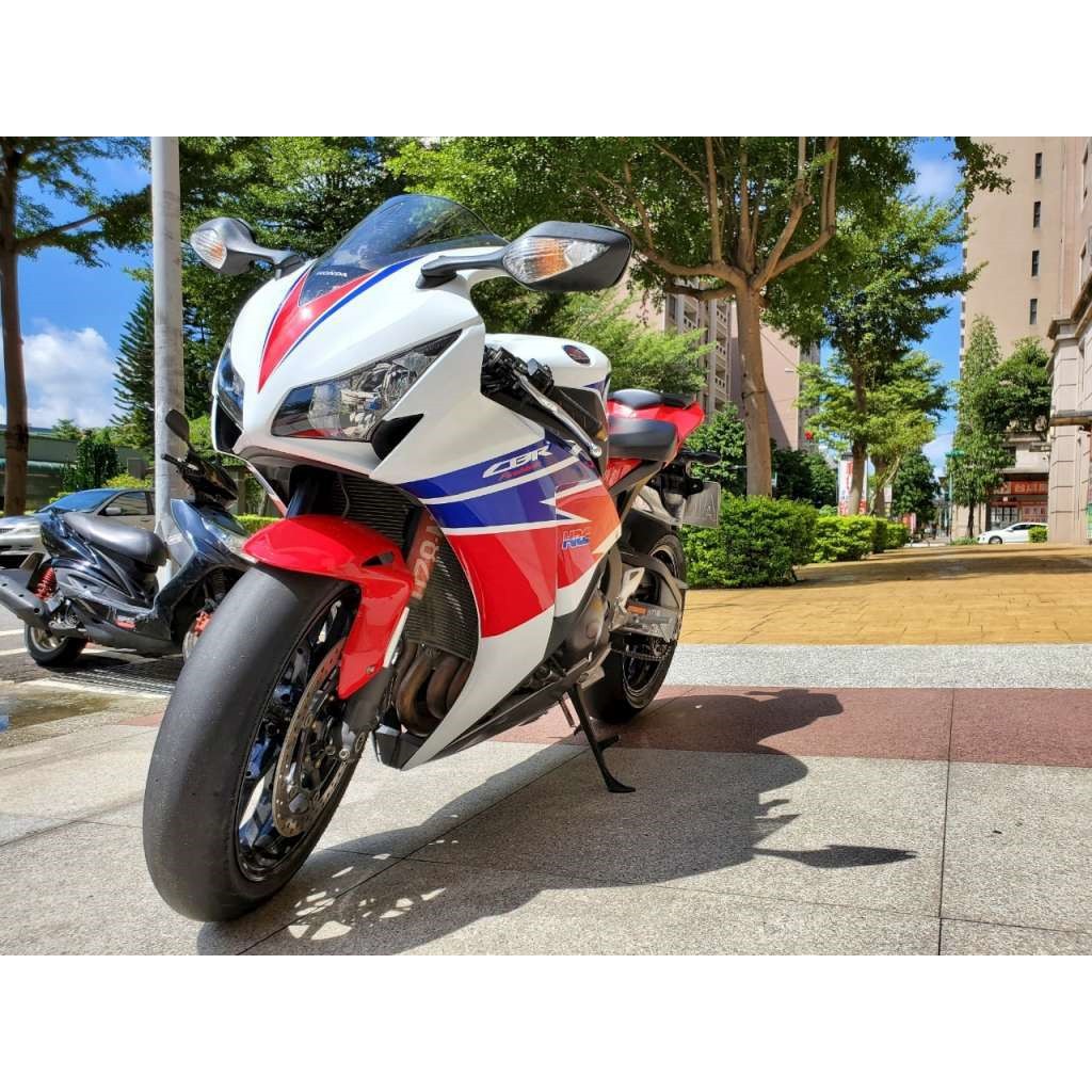 14年honda Cbr1000rr Hrc 原廠殼 二手重機大型重機中古機車重型機車 蝦皮購物