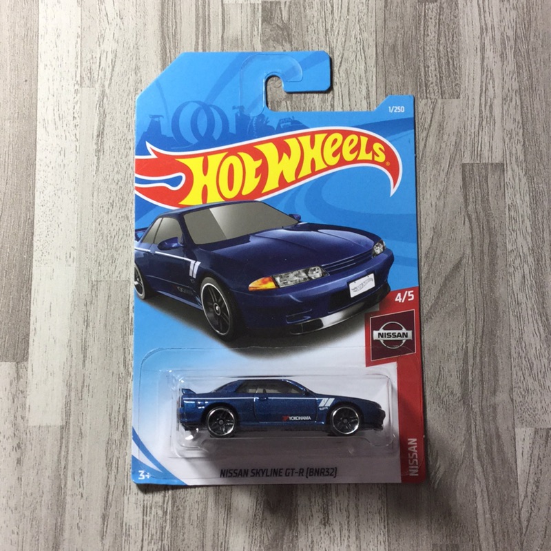 hot wheels r32 gtr