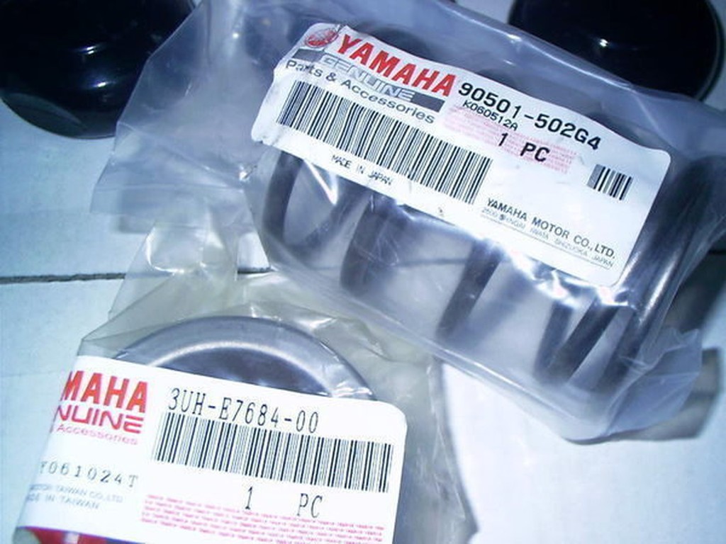 《油工坊》YAMAHA 日製 迎光 大彈簧+彈簧座 125cc 車系皆通用 90501-502G4