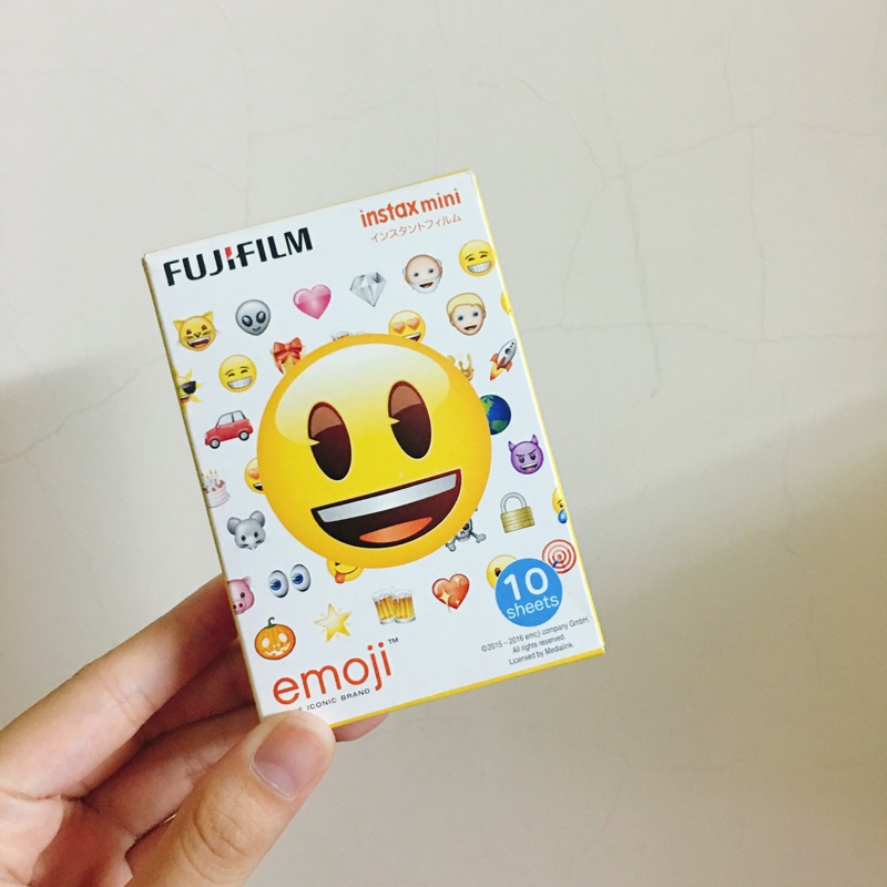 Fujiflim instax mini emoji 拍立得底片 $100