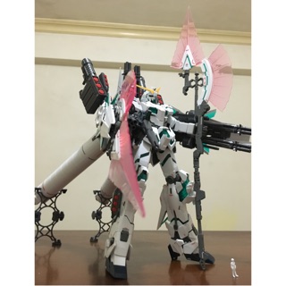 {鋼彈的屋-模型工作室} 萬代 MG 1/100 全武器 獨角獸 完成品 (實品如圖) 鋼彈 模型 代工