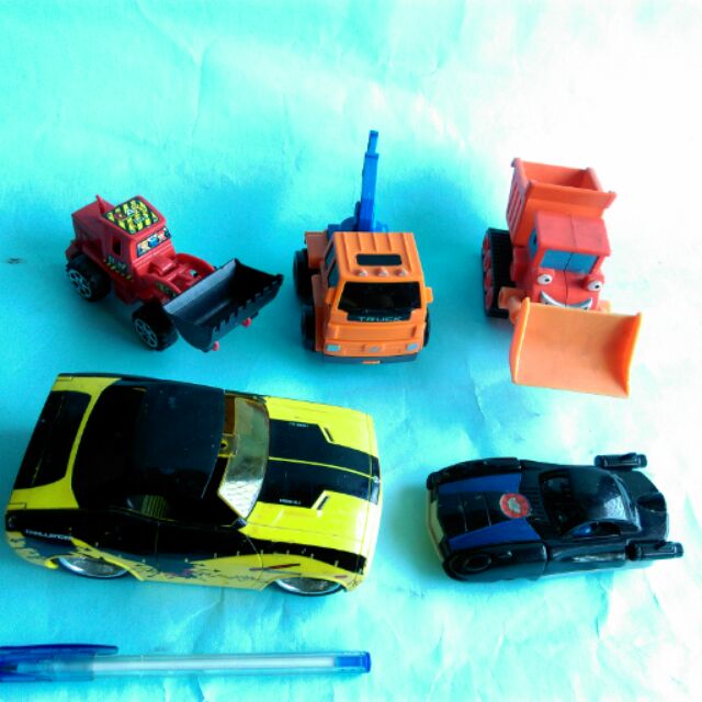 二手兒童玩具 汽車卡車 拖車 挖土機 跑車 五台一起隨便賣