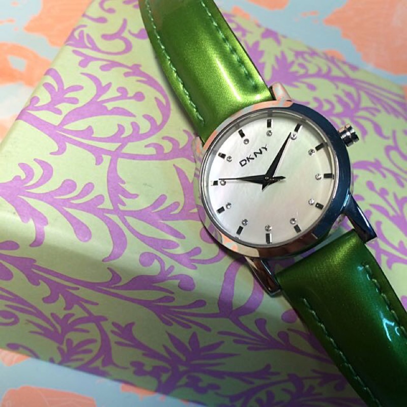 DKNY草綠真皮錶帶母貝錶面手錶澳洲購入