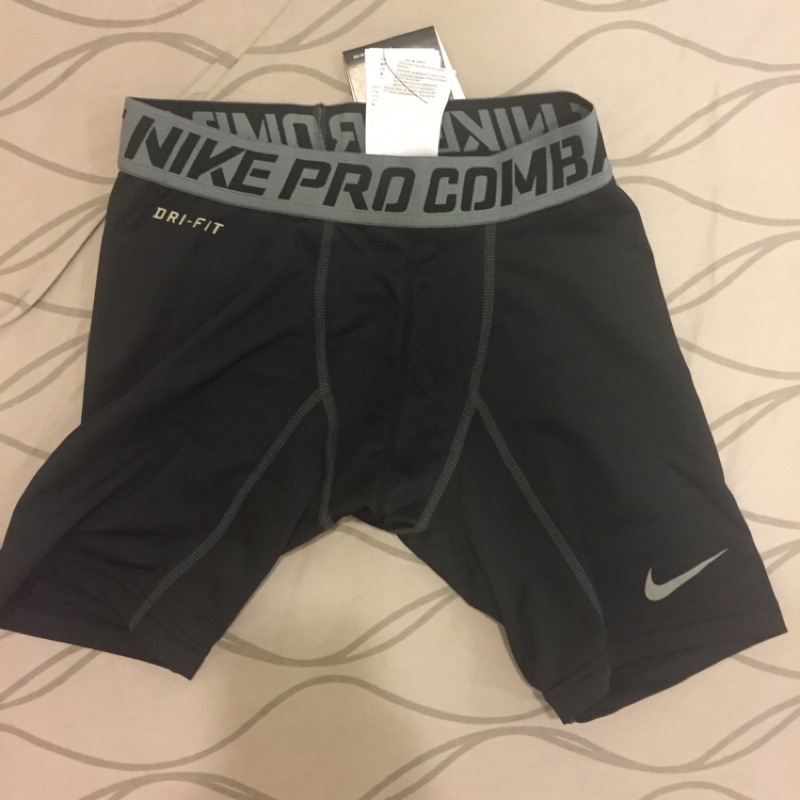 Nike pro combat 短束褲 全新