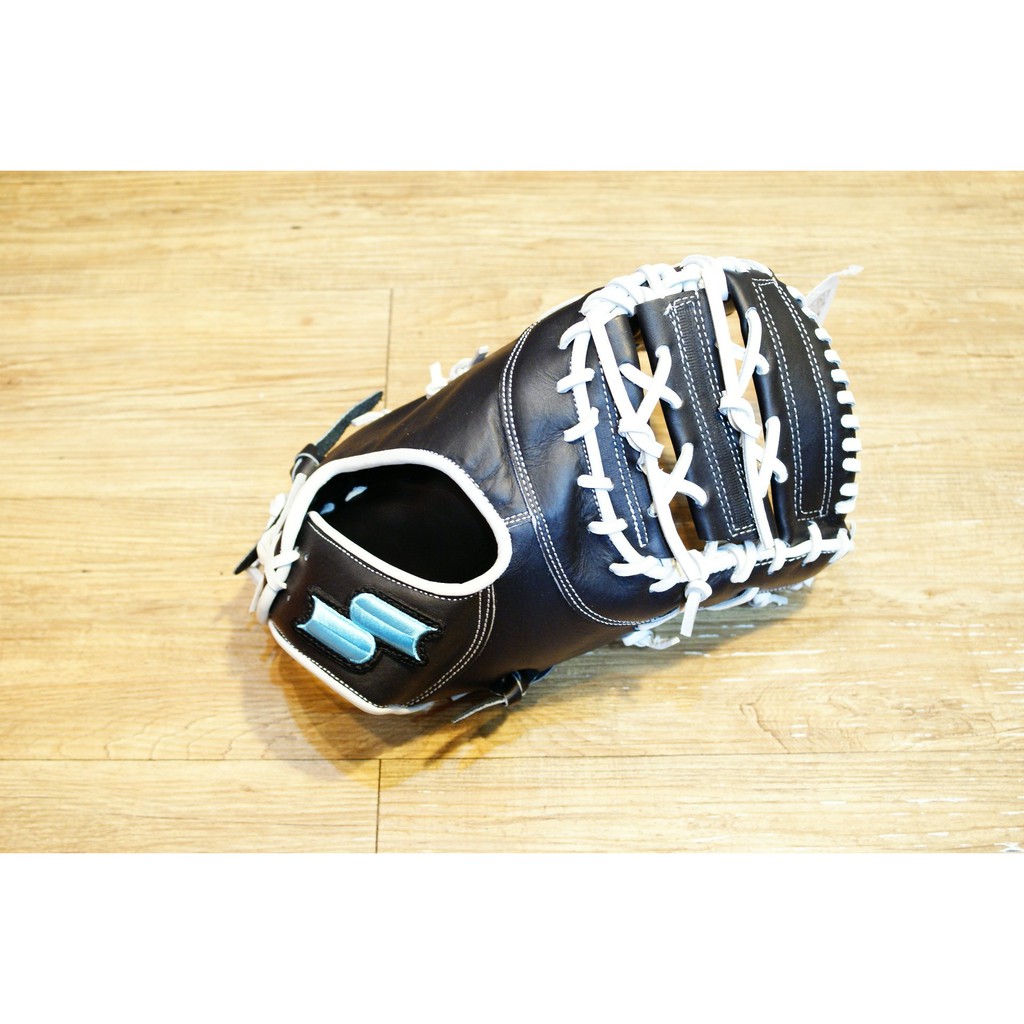 15年新款 SSK牛皮棒球一壘手手套 特價 黑白配色