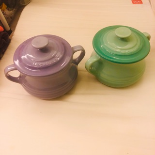 Le creuset cool mint ,紫色 湯汁壺