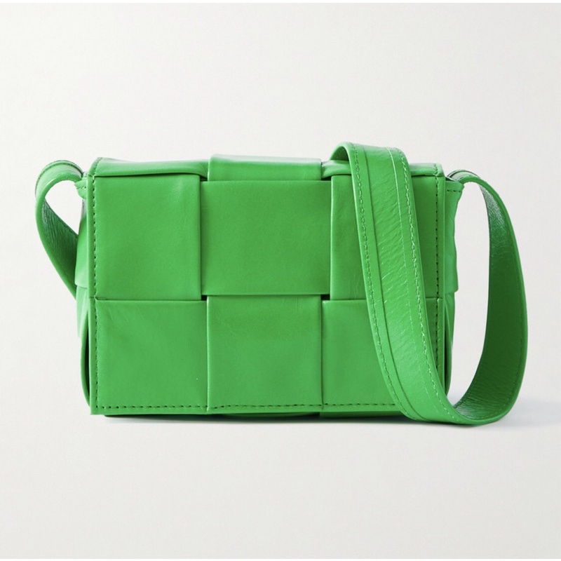 Messenger bag hotsell bottega veneta