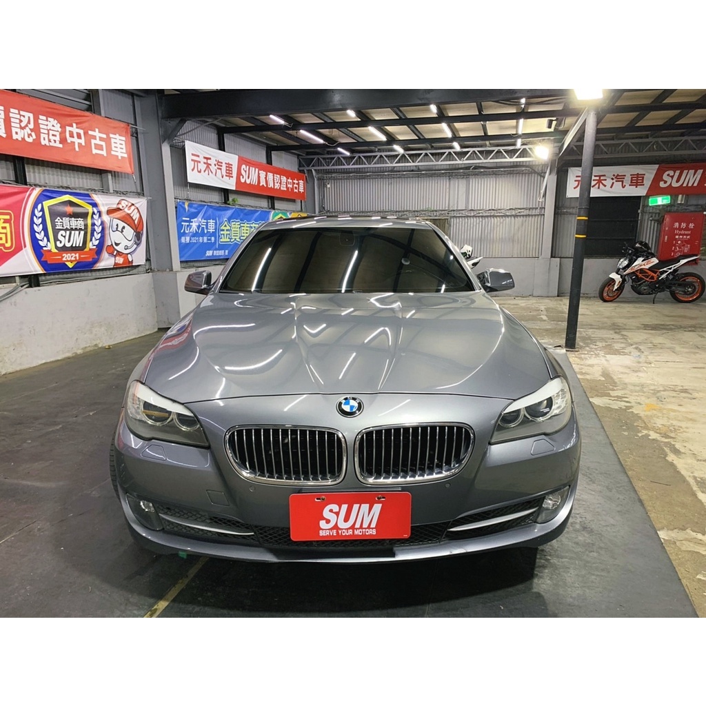 正2011年 出廠 BMW 總代理 F10   523i  鋼鐵灰找錢 實車實價 全額貸 一手車 女用車 非自售 里程保