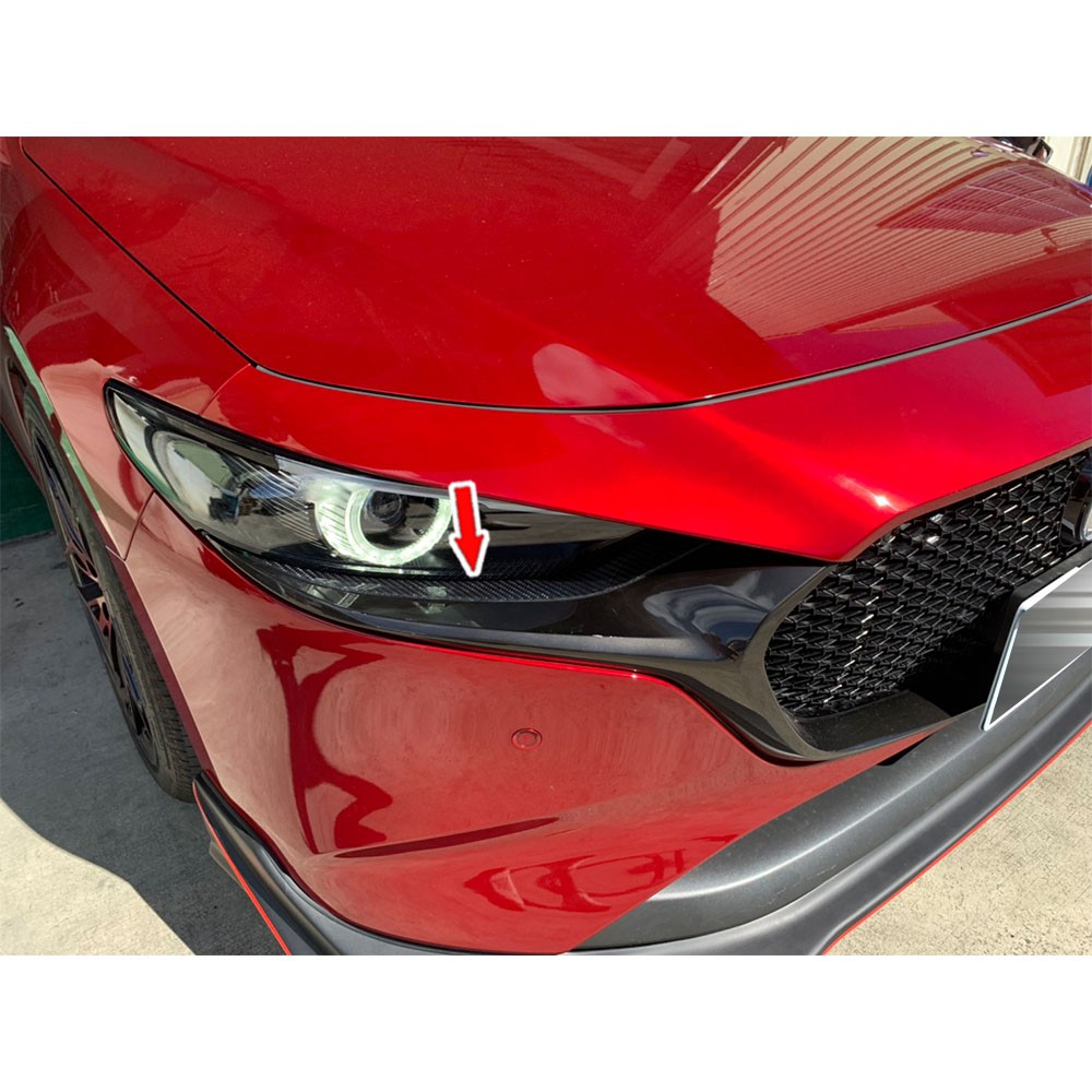 新2019年 Mazda 3 4代 5門車 前大燈下燈眉 改裝 烤漆 卡夢