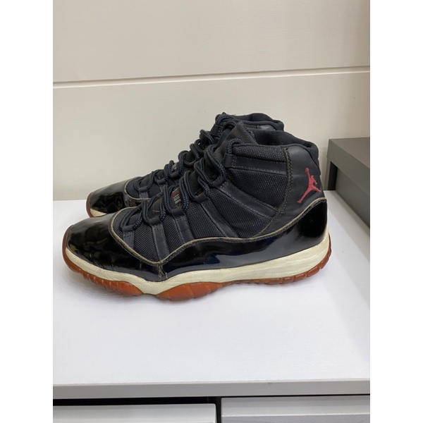 二手 初版Jordan 11代黑紅款