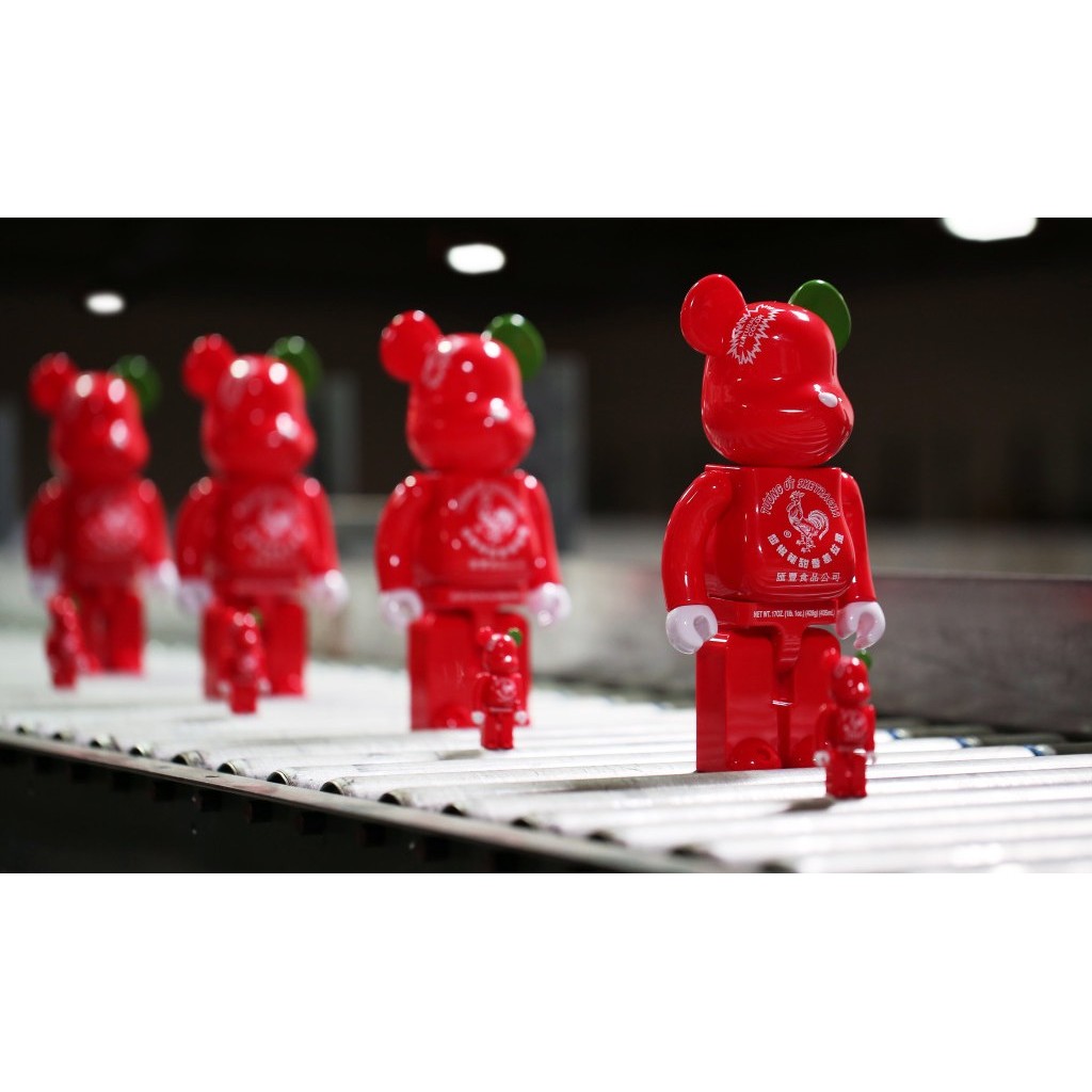是拉差香甜辣椒醬限定款BE@RBRICK 400%+100% MEDICOM TOY庫柏力克熊